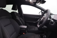 USED 2023 23 MG MG4 64kWh SE Long Range 5dr Auto (APPLE CAR PLAY, PRIVACY GLASS) 
