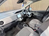 USED 2019 19 TOYOTA YARIS 1.5 VVT-h Icon Tech E-CVT Euro 6 (s/s) 5dr SERVICED AND MOT
