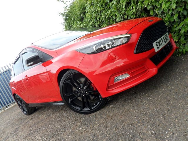 View our FORD FOCUS