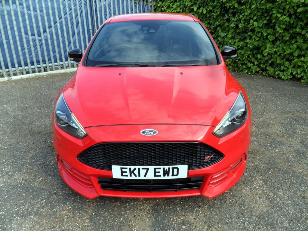 USED 2017 17 FORD FOCUS 2.0T EcoBoost ST-3 Hatchback 5dr Petrol Manual Euro 6 (s/s) (250 ps) FullHistory 10Services Rear Privacy