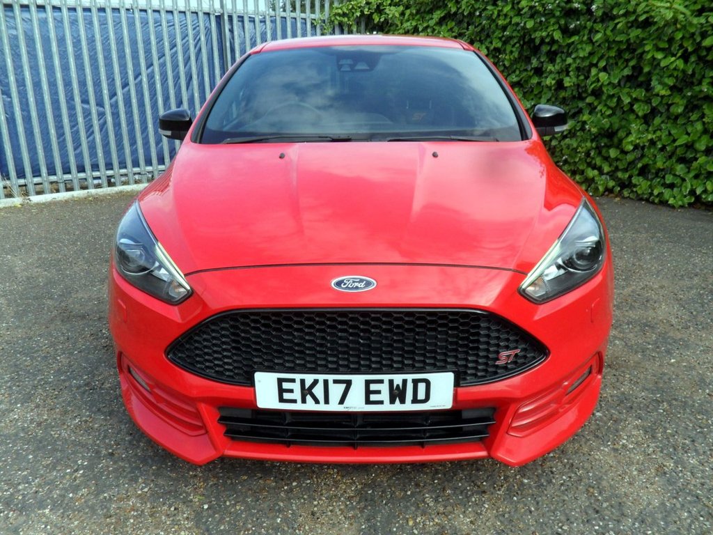 USED 2017 17 FORD FOCUS 2.0T EcoBoost ST-3 Hatchback 5dr Petrol Manual Euro 6 (s/s) (250 ps) FullHistory 10Services Rear Privacy
