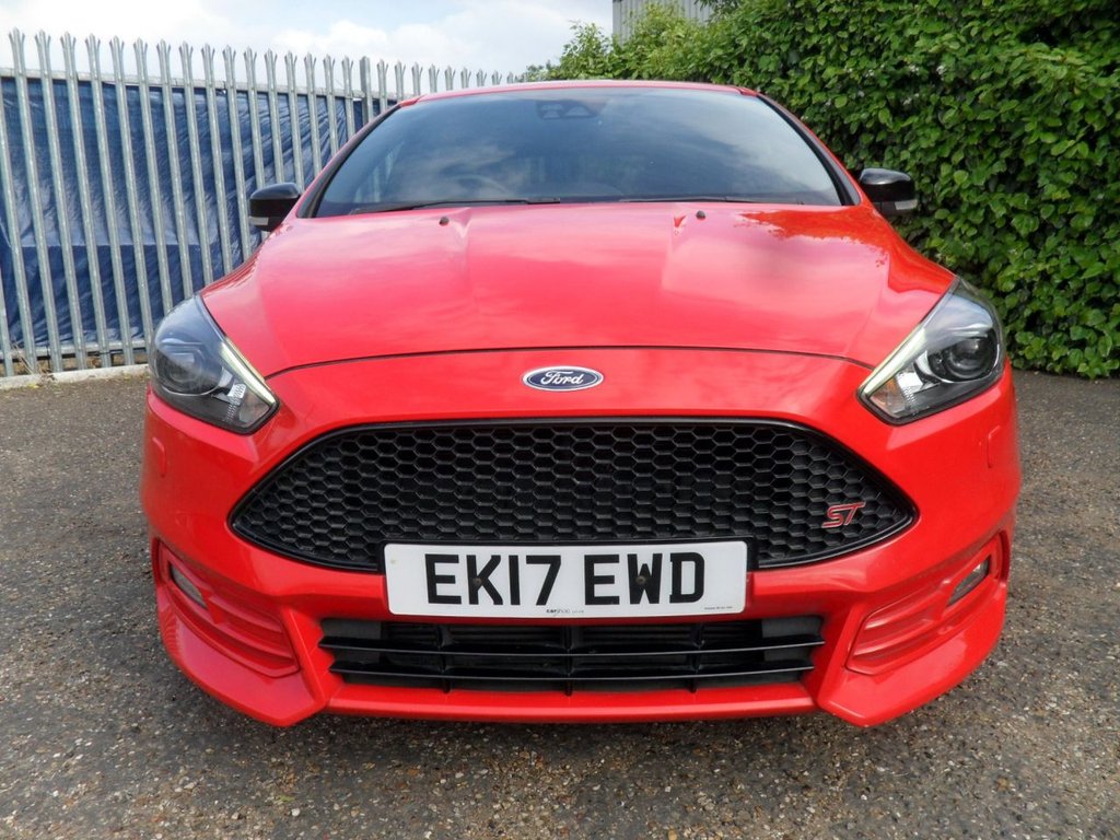 USED 2017 17 FORD FOCUS 2.0T EcoBoost ST-3 Hatchback 5dr Petrol Manual Euro 6 (s/s) (250 ps) FullHistory 10Services Rear Privacy