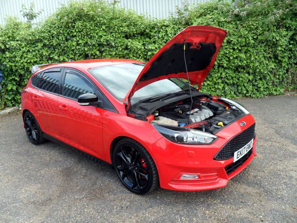 USED 2017 17 FORD FOCUS 2.0T EcoBoost ST-3 Hatchback 5dr Petrol Manual Euro 6 (s/s) (250 ps) FullHistory 10Services Rear Privacy