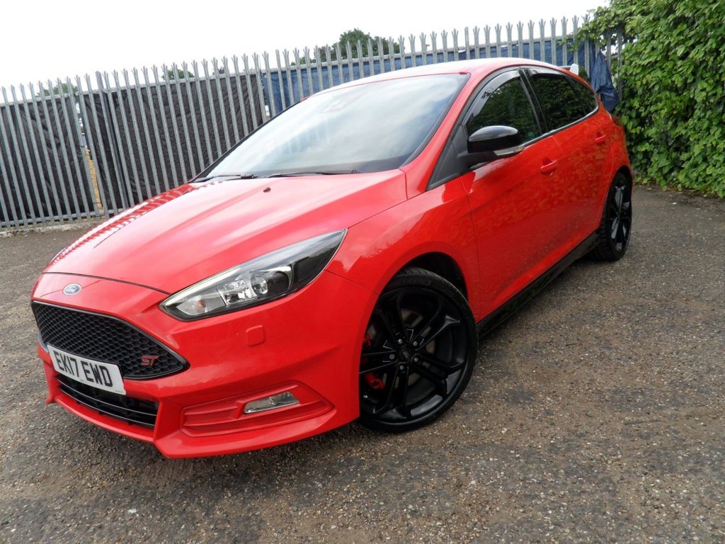 USED 2017 17 FORD FOCUS 2.0T EcoBoost ST-3 Hatchback 5dr Petrol Manual Euro 6 (s/s) (250 ps) FullHistory 10Services Rear Privacy