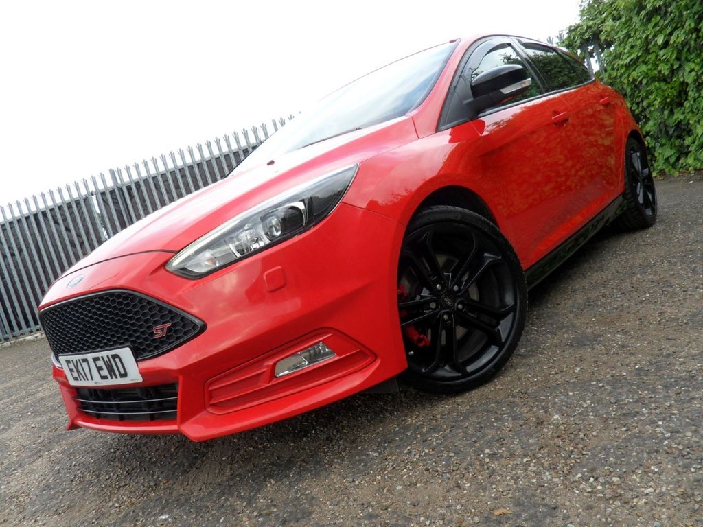 USED 2017 17 FORD FOCUS 2.0T EcoBoost ST-3 Hatchback 5dr Petrol Manual Euro 6 (s/s) (250 ps) FullHistory 10Services Rear Privacy