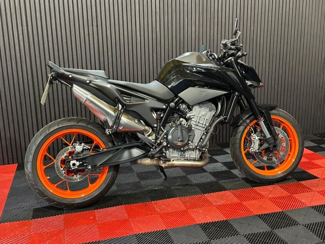 View our KTM 790 DUKE
