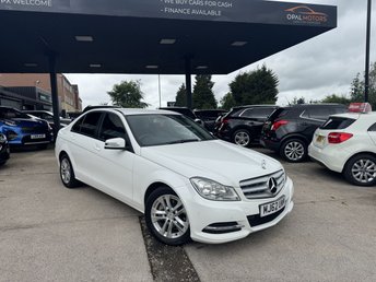 2012 MERCEDES-BENZ C-CLASS 2.1 C200 CDI BlueEfficiency Executive SE Saloon 4dr Diesel Manual Euro 5 (s/s) (136 ps) £2295.00