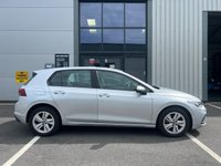 USED 2021 21 VOLKSWAGEN GOLF 1.5 TSI Life Hatchback 5dr Petrol Manual Euro 6 (s/s) (130 ps) ** LOVELY EXAMPLE! **