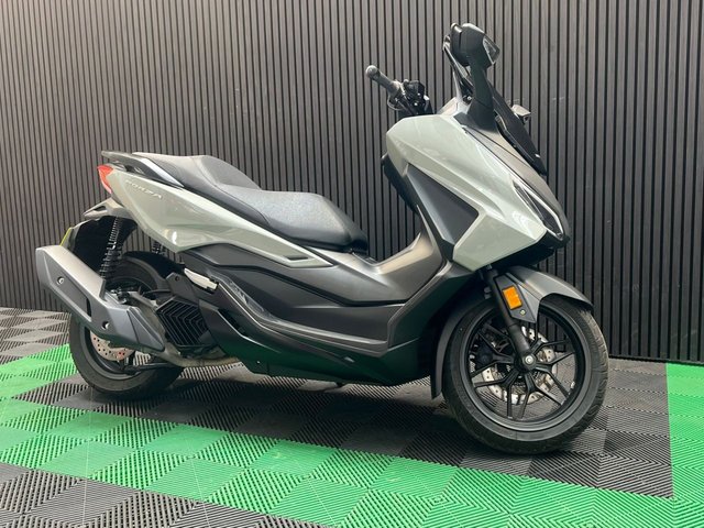 View our HONDA Forza 125