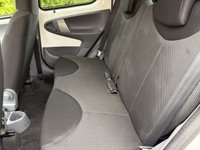 USED 2011 61 TOYOTA AYGO 1.0 VVT-i Go Hatchback 5dr Petrol Manual Euro 5 (67 ps) Full Service history