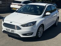 USED 2017 17 FORD FOCUS 1.0T EcoBoost Titanium Hatchback 5dr Petrol Auto Euro 6 (s/s) (125 ps) PARKING SENSORS -APPLE CARPLAY