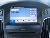 USED 2017 17 FORD FOCUS 1.0T EcoBoost Titanium Hatchback 5dr Petrol Auto Euro 6 (s/s) (125 ps) PARKING SENSORS -APPLE CARPLAY