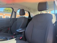 USED 2017 17 FORD FOCUS 1.0T EcoBoost Titanium Hatchback 5dr Petrol Auto Euro 6 (s/s) (125 ps) PARKING SENSORS -APPLE CARPLAY