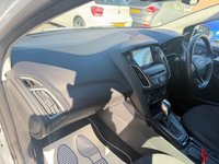 USED 2017 17 FORD FOCUS 1.0T EcoBoost Titanium Hatchback 5dr Petrol Auto Euro 6 (s/s) (125 ps) PARKING SENSORS -APPLE CARPLAY