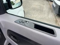 USED 2022 72 PEUGEOT EXPERT 1.5 BlueHDi 1000 Professional Premium Standard Panel Van MWB Euro 6 (s/s) 6dr SERVICED @ 15 36 55 71 k