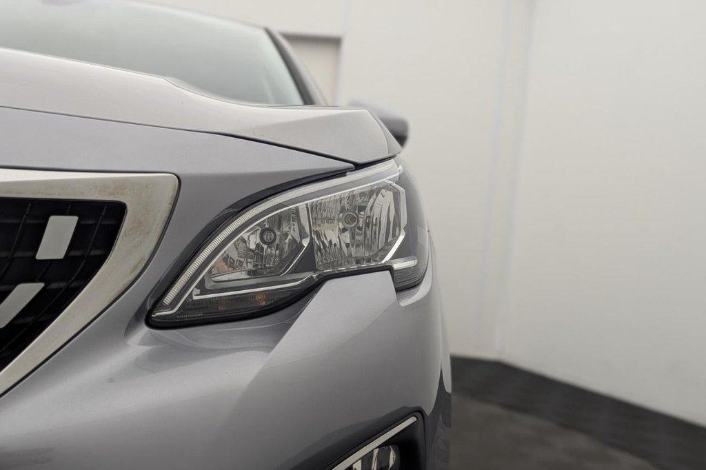 USED 2018 18 PEUGEOT 3008 1.2 PureTech Allure SUV 5dr Petrol Manual Euro 6 (s/s) (130 ps) Car Play, Sat Nav, Camera