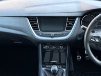 USED 2021 70 VAUXHALL GRANDLAND X 1.2 Turbo Ultimate SUV 5dr Petrol Manual Euro 6 (s/s) (130 ps) + SERVICE HISTORY + 19" ALLOY WHEELS + SIX (6) SPEED MANUAL GEARBOX + DAYTIME RUNNING LIGHTS + PAN ROOF + SATELLITE NAVIGATION + FULL BLACK LEATHER SEATS + HEATED FRONT SEATS + HEATED STEERING WHEEL + ELECTRIC MEMORY FRONT SEAT + AUTO HEADLIGHTS + FRONT AND REAR PARKING SENSORS + REAR CAMERA + DUAL CLIMATE CONTROL + CRUISE CONTROL + BLUETOOTH / TELEPHONE PREPARATION + RADIO / USB / DAB / MP3 PLAYER + MUCH MUCH MORE...