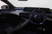 USED 2024 24 PEUGEOT E-3008 73kWh GT Auto 5dr 