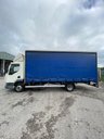 USED 2020 70 DAF LF 7.5 TONNE CURTAINSIDER WITH COLUMN TAIL LIFT 