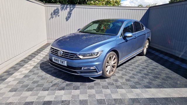 View our VOLKSWAGEN PASSAT