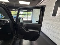 USED 2015 15 JEEP WRANGLER 2.8 CRD Overland SUV 2dr Diesel Auto 4WD Euro 5 (197 bhp) 2 Keys - Leather - Heated seat