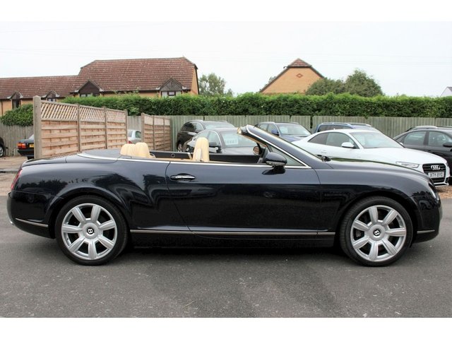 2006 56 Bentley Continental 6.0 W12 GTC Convertible 2dr Petrol Auto 4WD Euro 4 (560 ps)