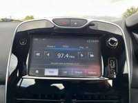 USED 2015 15 RENAULT CLIO 0.9 TCe Dynamique S MediaNav Hatchback 5dr Petrol Manual Euro 5 (s/s) (90 ps) 