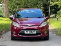 USED 2011 61 FORD FIESTA 1.4 Titanium Hatchback 5dr Petrol Manual (133 g/km, 94 bhp) 