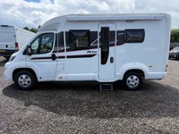 USED 2016 16 SWIFT RIO 310 UNDER 6 M . ELECTRIC BIKE RACK .  