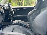 USED 2016 16 MINI HATCH 2.0 Cooper S Hatchback 3dr Petrol Manual Euro 6 (s/s) (192 ps) OVER &pound;6000 OF FACTORY EXTRAS
