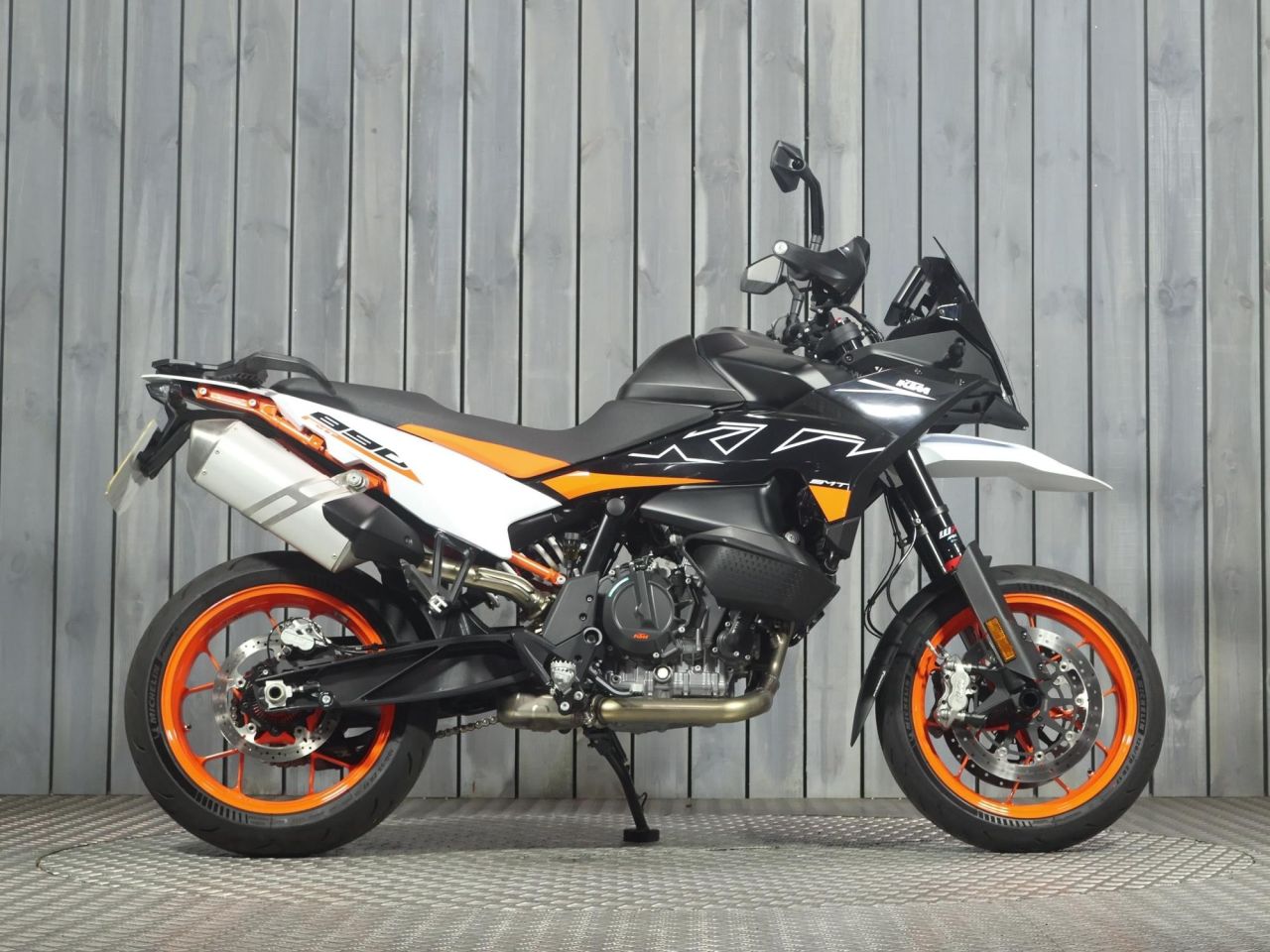 KTM 890 SMT