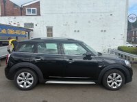 USED 2018 18 MINI COUNTRYMAN 1.5 Cooper SUV 5dr Petrol Manual Euro 6 (s/s) (136 ps) THIS LOVELY EXAMPLE COMES WITH 2 KEYS,HEATED FRONT SEATS,SAT NAV,DAB AND MORE..