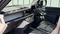 USED 2024 24 LAND ROVER DEFENDER 90 HARD TOP URBAN D250 3 SEAT X-DYNAMIC SE MHEV 3d 3.0 250PS 52995 + 10599 VAT = 63594 Inc Vat