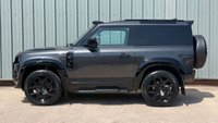 USED 2024 24 LAND ROVER DEFENDER 90 HARD TOP URBAN D250 3 SEAT X-DYNAMIC SE MHEV 3d 3.0 250PS 52995 + 10599 VAT = 63594 Inc Vat