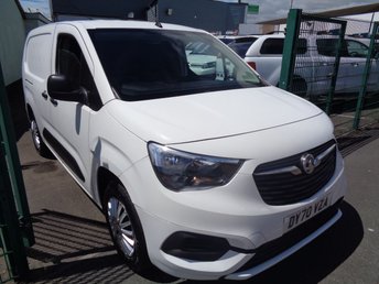 2020 VAUXHALL COMBO