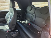USED 2010 60 MINI CONVERTIBLE 1.6 Cooper Convertible 2dr Petrol Manual Euro 5 (122 ps) 
