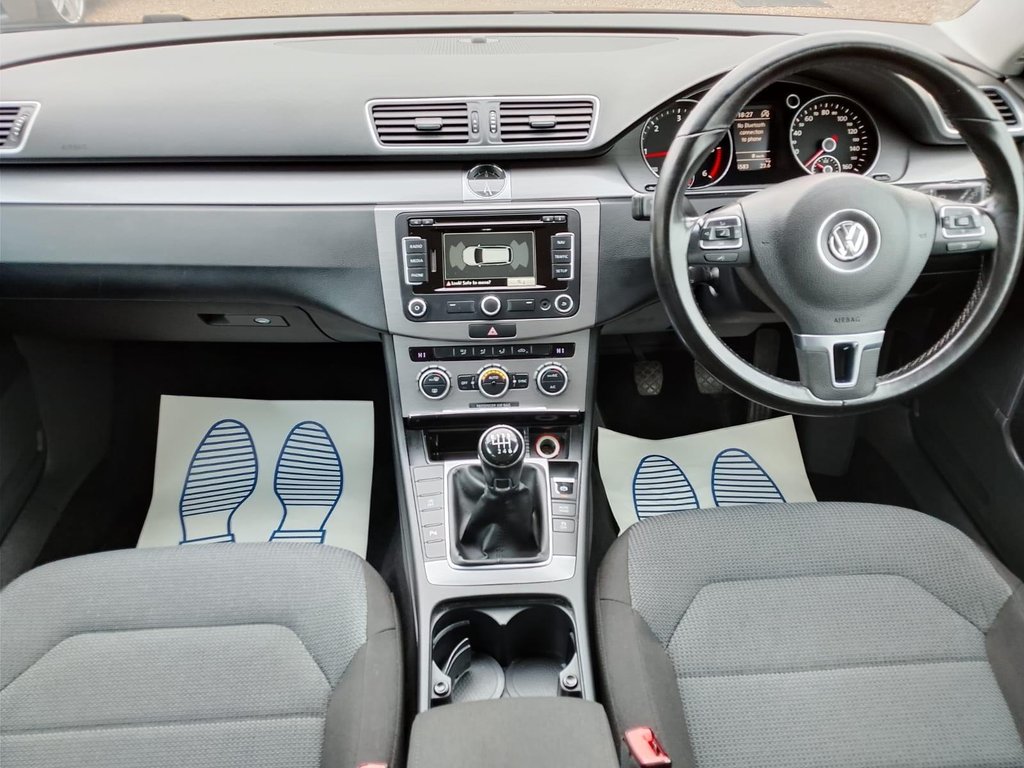 2013 Volkswagen Passat thumbnail 23