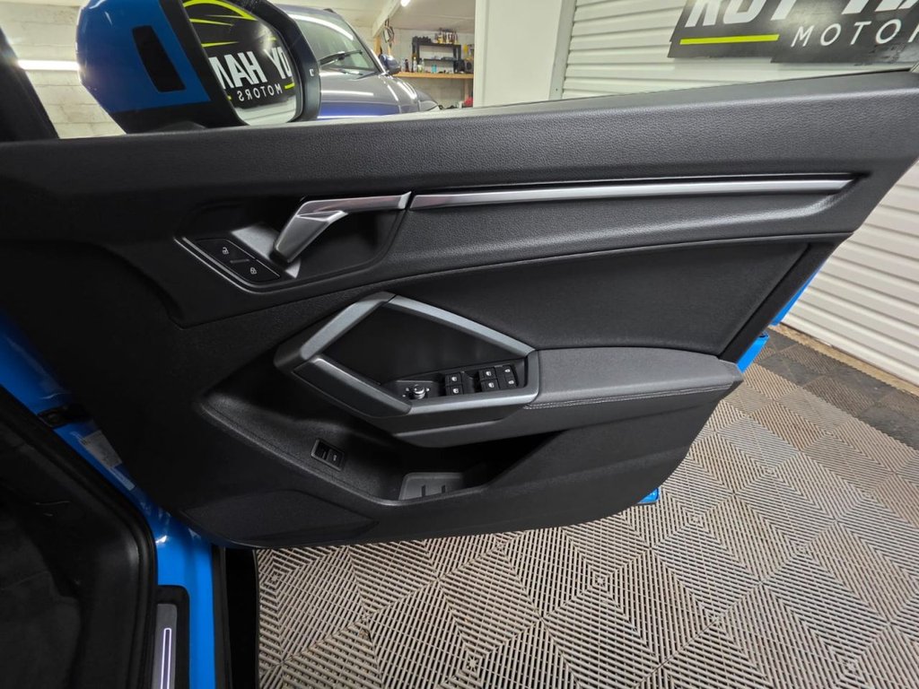 USED 2020 18 AUDI Q3 2.0 TDI 35 S line SUV 5dr Diesel S Tronic Euro 6 (s/s) (150 ps) Bluetooth - SatNav!