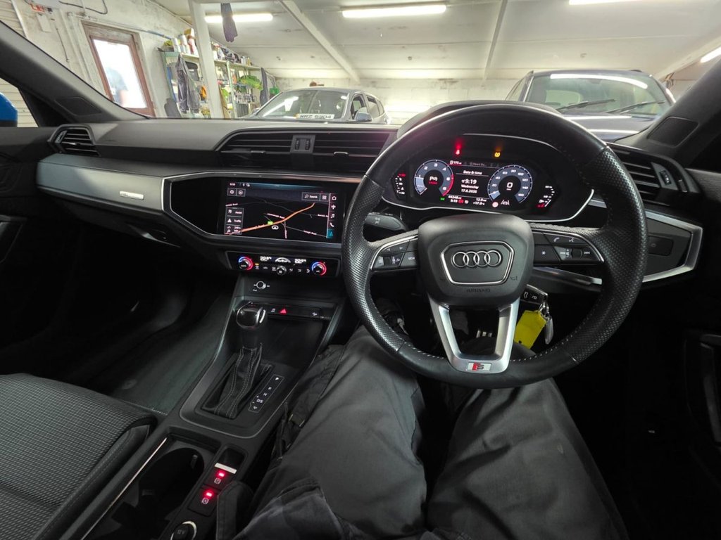 USED 2020 18 AUDI Q3 2.0 TDI 35 S line SUV 5dr Diesel S Tronic Euro 6 (s/s) (150 ps) Bluetooth - SatNav!
