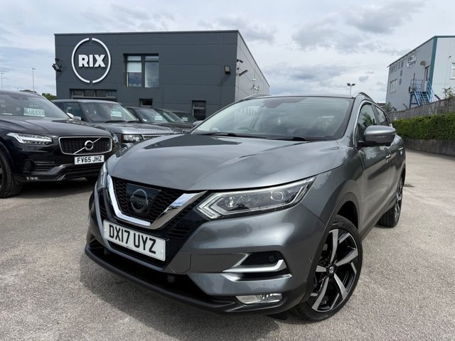 View our NISSAN QASHQAI