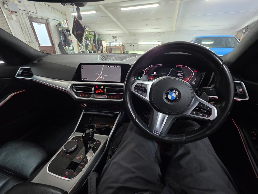 USED 2020 70 BMW 3 SERIES 2.0 320d MHT M Sport Saloon 4dr Diesel Hybrid Auto Euro 6 (s/s) (190 ps) BMW Online Services!