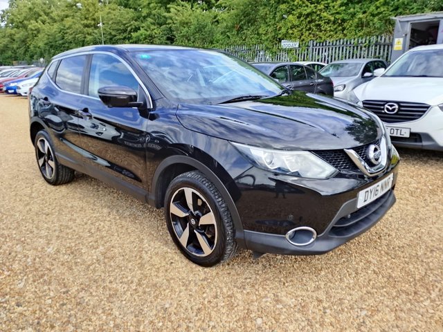 View our NISSAN QASHQAI