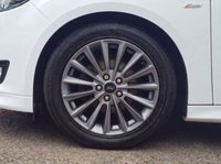 USED 2017 66 FORD FOCUS 1.0T EcoBoost ST-Line Hatchback 5dr Petrol Manual Euro 6 (s/s) (125 ps) Full Service History  |  Only 2 Owners From Brand New  |  2 Keys