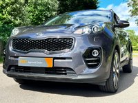 USED 2017 67 KIA SPORTAGE 2.0 CRDi KX-4 SUV 5dr Diesel Manual AWD Euro 6 (182 bhp) 1 FORMER KEEPER - FULL HISTORY