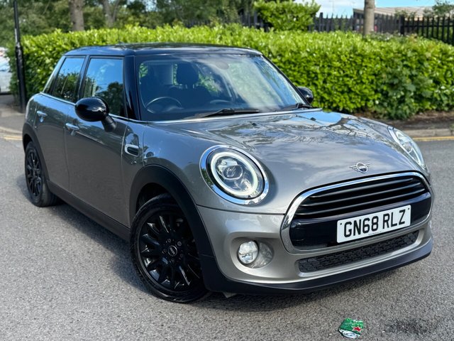 View our MINI Hatch 1.5 Cooper GPF Hatchback 5dr Petrol Manual Euro 6 (s/s) (136 ps)