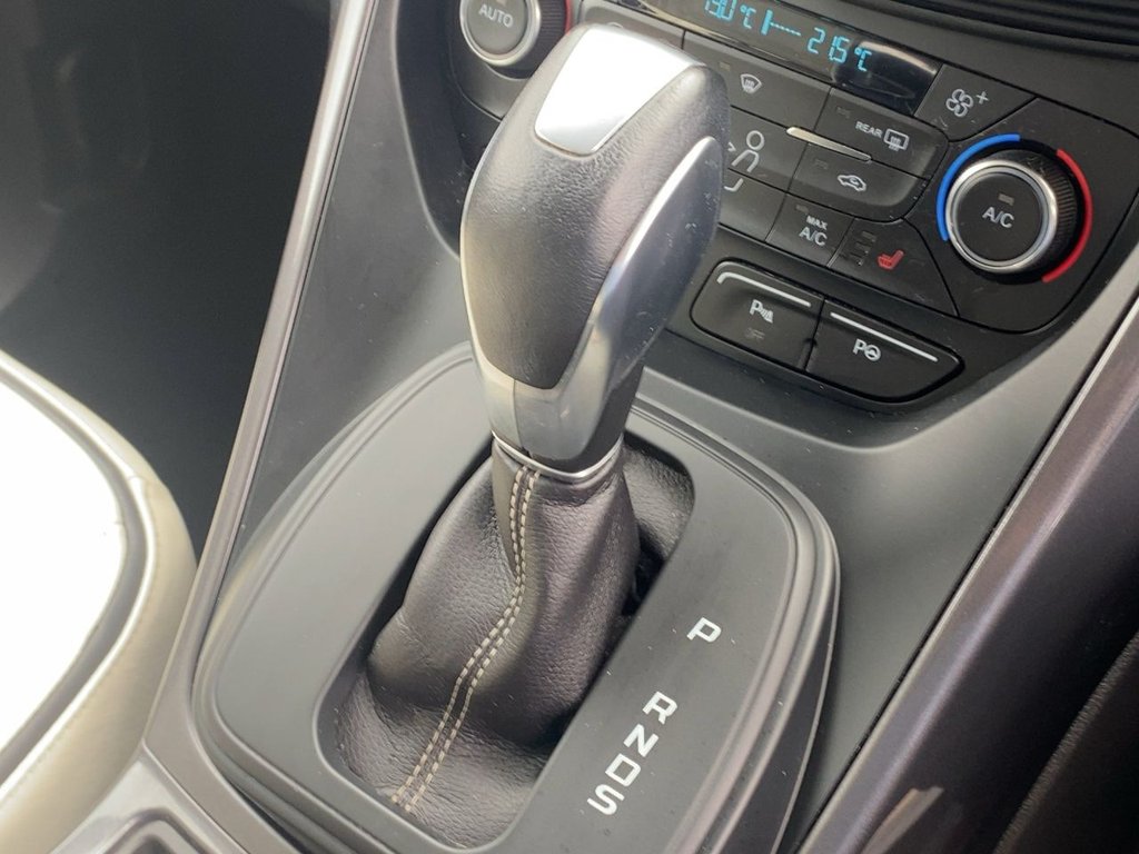 USED 2019 19 FORD KUGA 2.0 TDCi Vignale SUV 5dr Diesel Powershift AWD Euro 6 (s/s) (180 ps) *XENONS+CAMERA+SATNAV+CARPLAY*