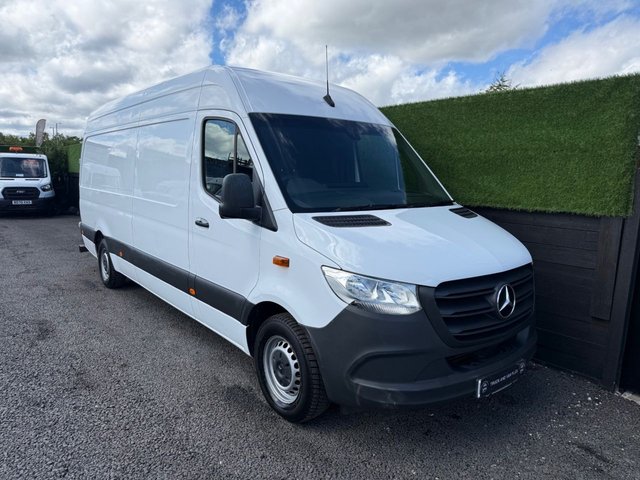 View our MERCEDES-BENZ SPRINTER