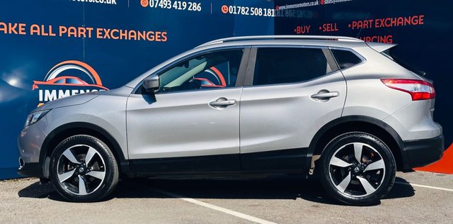 View our NISSAN QASHQAI