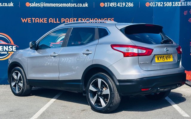 View our NISSAN QASHQAI