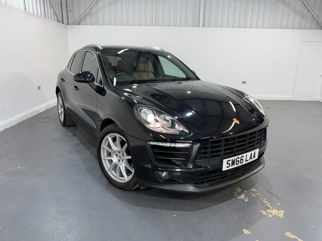 2016 Porsche Macan